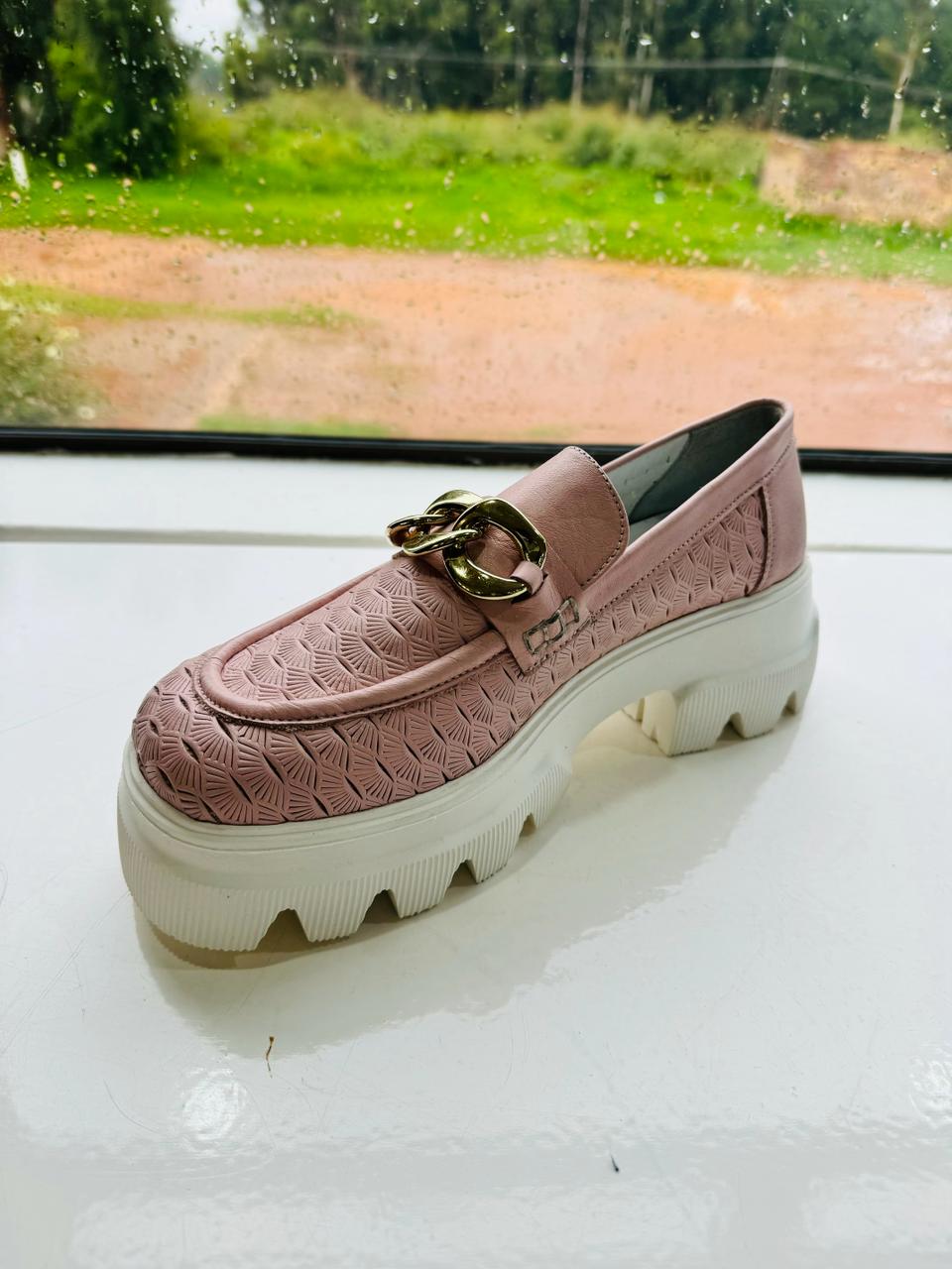 576c376c-13cc-4488-b841-b3dafff75690