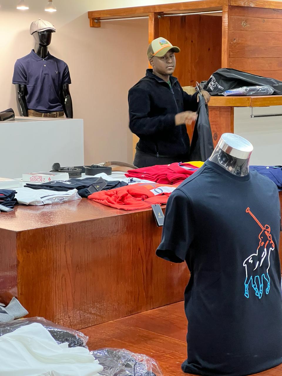 9c9640e9-c32b-4c5e-8790-615a108e545c